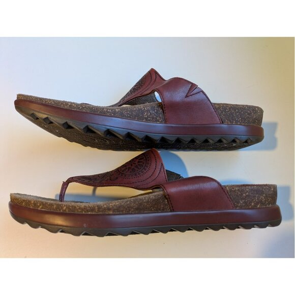 Dansko Embossed Red Leather Priya Thong Sandals 39 - Picture 4 of 8